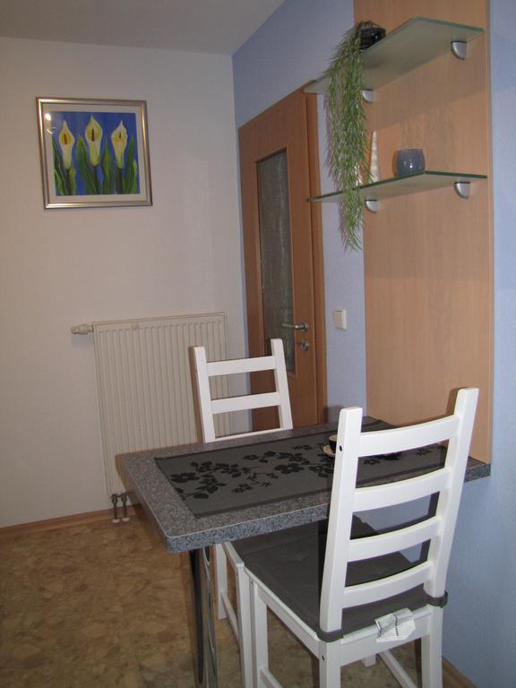 Stollenklause Apartment Hormersdorf  Ruang foto